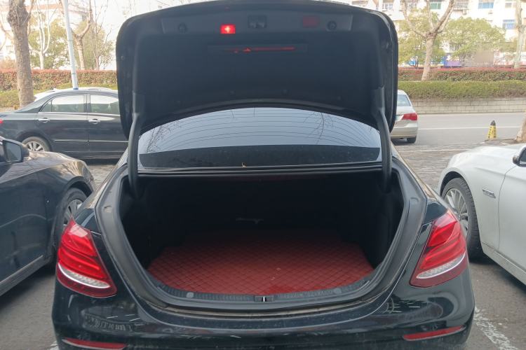 Used Mercedes-Benz E-Class 2018 Facelift E 200 L Sport 4MATIC