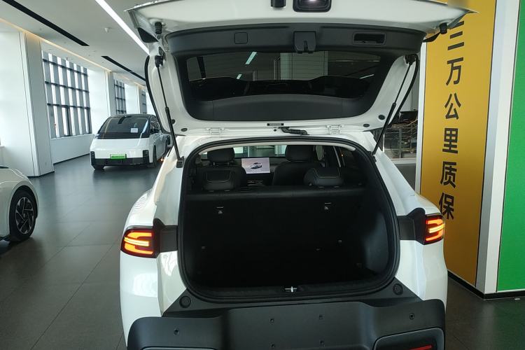 Used CHANGAN NEVO Q05 2026 Model 405Air Trunk