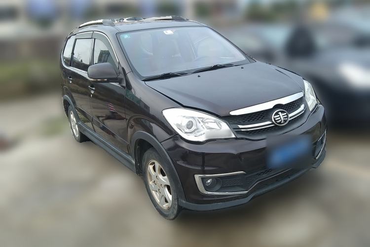 Used FAW Senya S80 2015 1.5L Manual 5-Seater Urban Edition Front Right 45 Deg