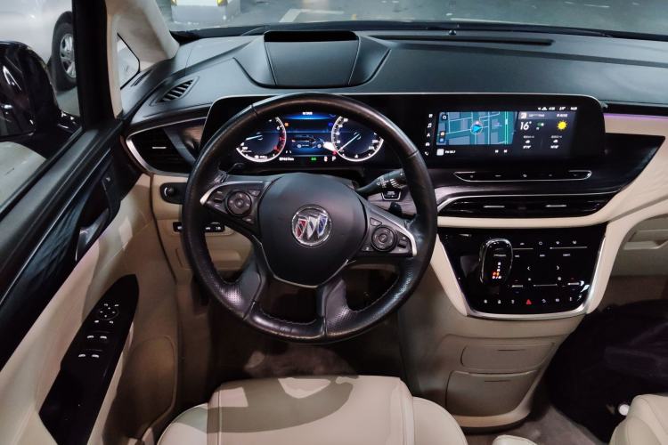 Used Buick GL8 2022 Avenir Aivia 7-Seater Deluxe Edition