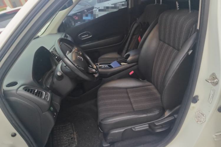 Used Honda Vezel 2017 1.8L CVT Two-Wheel Drive Luxury Model Left Front Seat