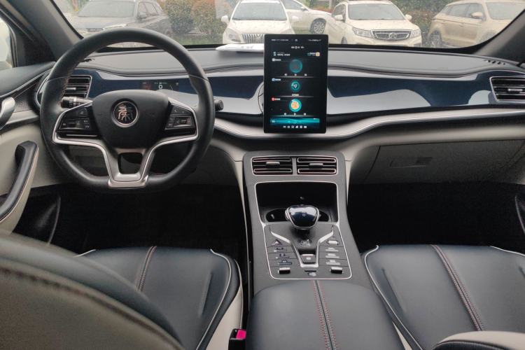 Used BYD Qin PLUS 2021 EV 400KM Luxury Model
