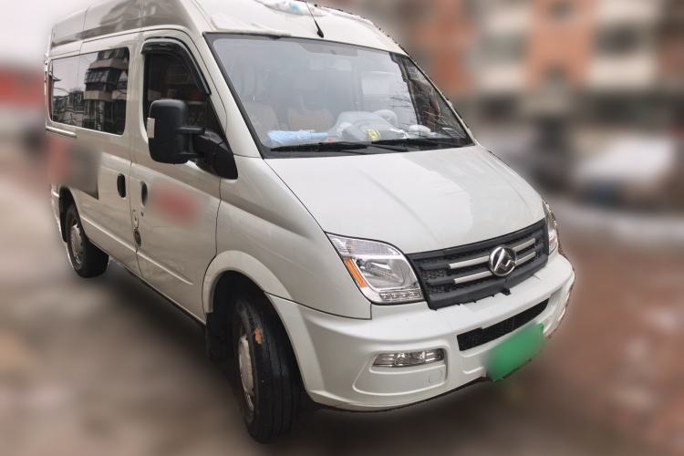 Used SAIC MAXUS Xintu V80 2021 2.0T Manual Classic Aoyuntong Short Wheelbase Mid-Roof 5/6-Seater
