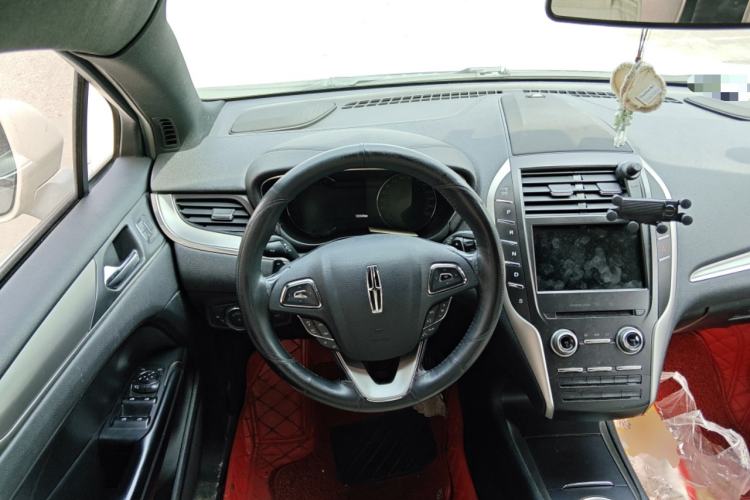 Used Lincoln MKC 2016 2.0T Two-Wheel Drive Deluxe Edition