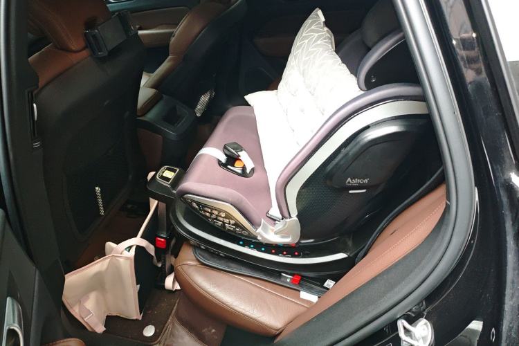 Used Volvo XC60 2023 B5 4x4 Smart Luxury Edition Left Rear Seat