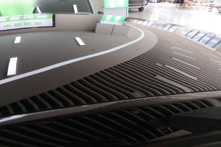 Used Tesla Model Y 2021 Standard Range Rear-Wheel Drive Version Roof