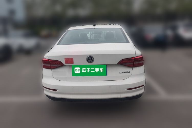 Used Volkswagen Lavida 2019 1.5L Automatic Fashion Edition China VI
