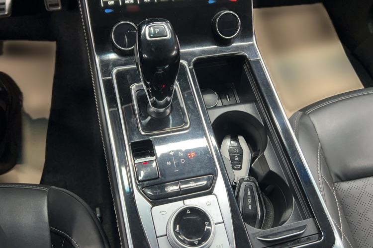 Used JETOUR X95 2020 1.6T DCT Exploration Pro Edition 5-seater Gear Lever