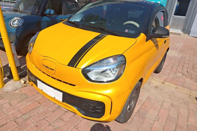 Used Roewe Clever 2021 302 km New Four-Seater Super-Efficient Version