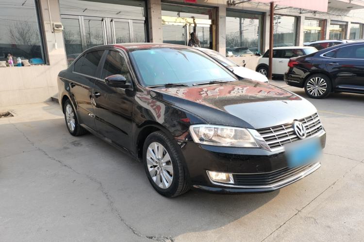 Used Volkswagen Lavida 2015 1.6L Automatic Comfort Edition
