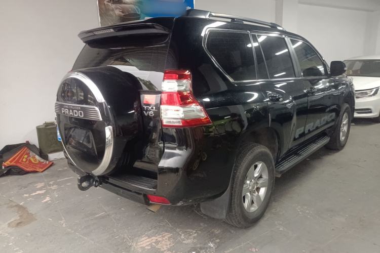 Used Toyota Prado 2015 4.0L Automatic U.S.-Spec Version
