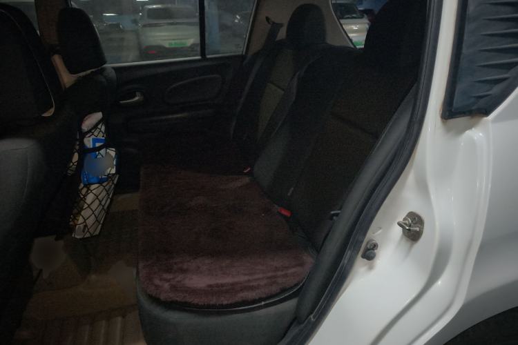 Used Venucia R50 2013 1.6L Manual Fashion Edition Left Rear Seat