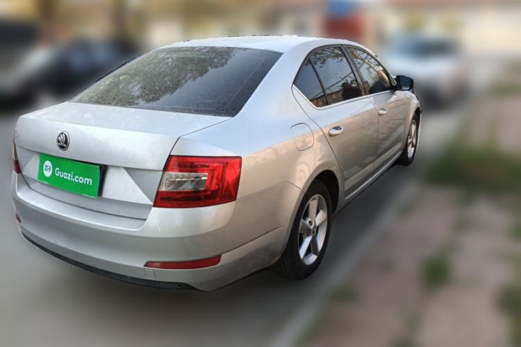 Used Skoda Octavia 2015 1.6L Manual Yijie Edition
