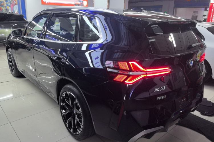 Used BMW X3 2025 xDrive30L Luxury Edition M Sport Package Exterior 2