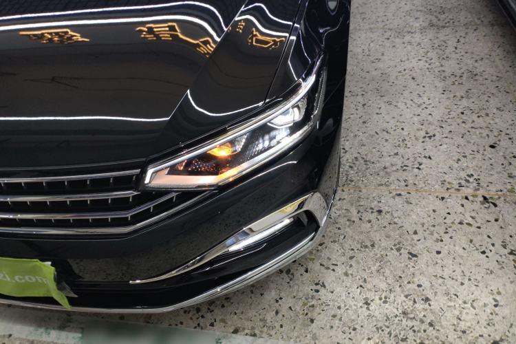 Used Volkswagen Magotan 2024 2 Million Units Zhongxiang Version 330TSI DSG Luxury Edition Left Front Headlight