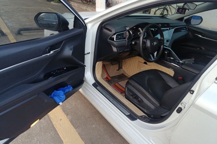 Used Toyota Camry 2019 2.0G Luxury Edition China VI Standard