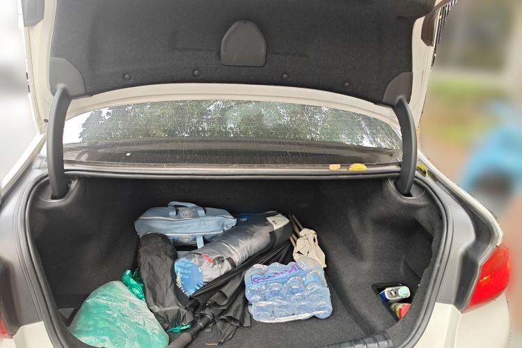 Used BMW 5 Series 2020 530Li Luxury Edition M Sport Package Trunk