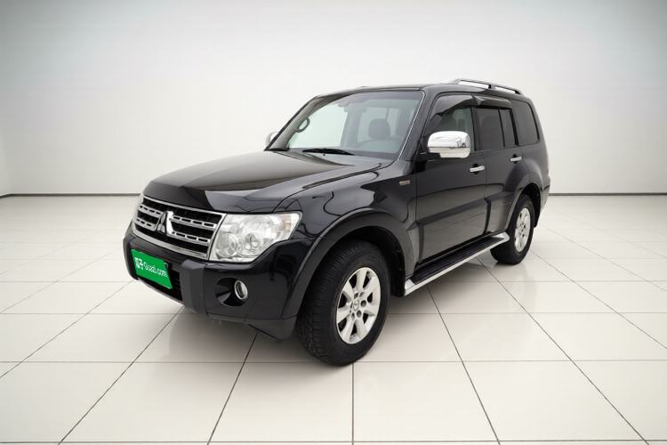 Used Mitsubishi Pajero 2011 3.8L Premium Edition