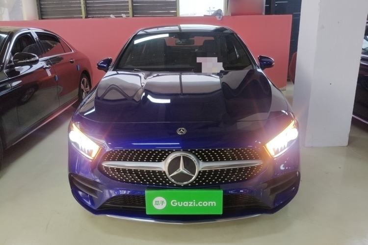 Used Mercedes-Benz A-Class 2021 A 200 L Sport Sedan Fashion Model
