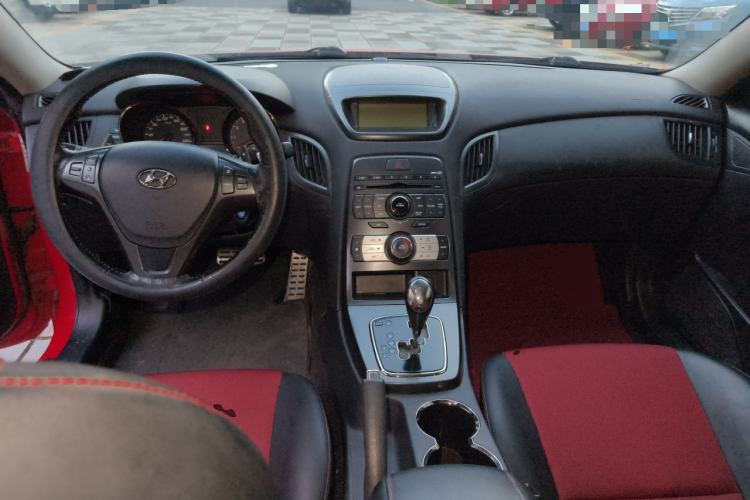 Used Hyundai Genesis Coupe 2009 2.0T Automatic Deluxe Edition