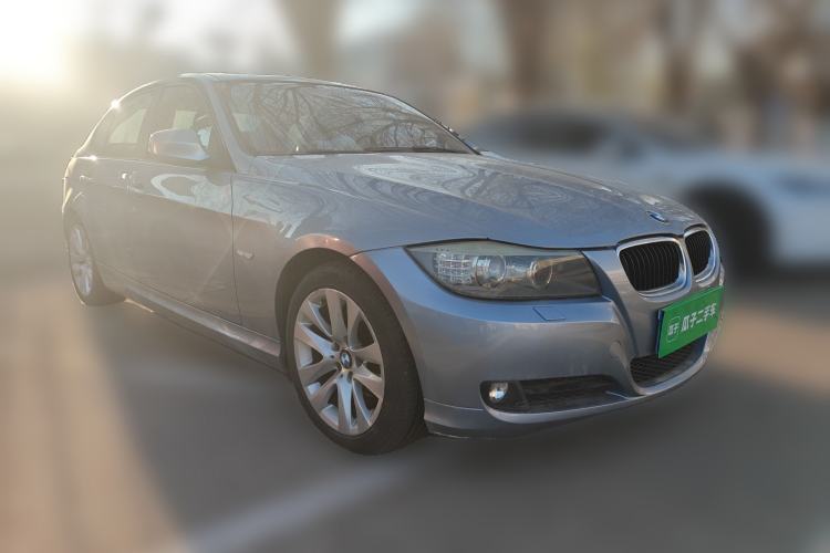 Used BMW 3 Series 2010 320i Sport Edition Front Right 45 Deg