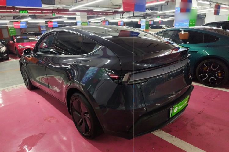 Used Tesla Model Y 2025 Long-Range All-Wheel Drive First Edition
