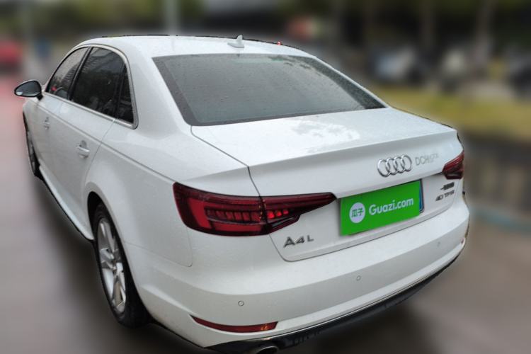 Used Audi A4L 2018 30th Anniversary Edition 40 TFSI Trendy Model
