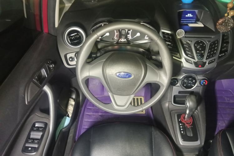 Used Ford Fiesta 2013 Hatchback 1.5L Automatic Fashion Edition Steering Wheel