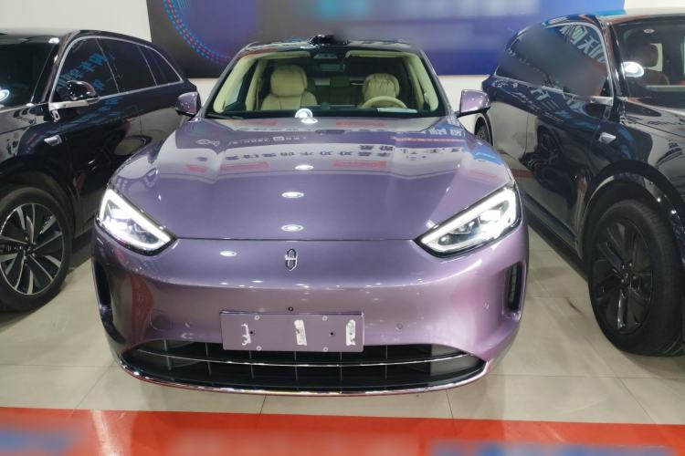 Used Hima AITO M5 2025 Extended-Range Ultra All-Wheel-Drive Version Front