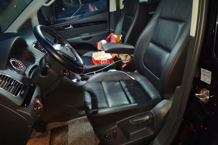 Used Volkswagen Sharan 2016 380TSI Luxury 7-Seater Left Front Seat