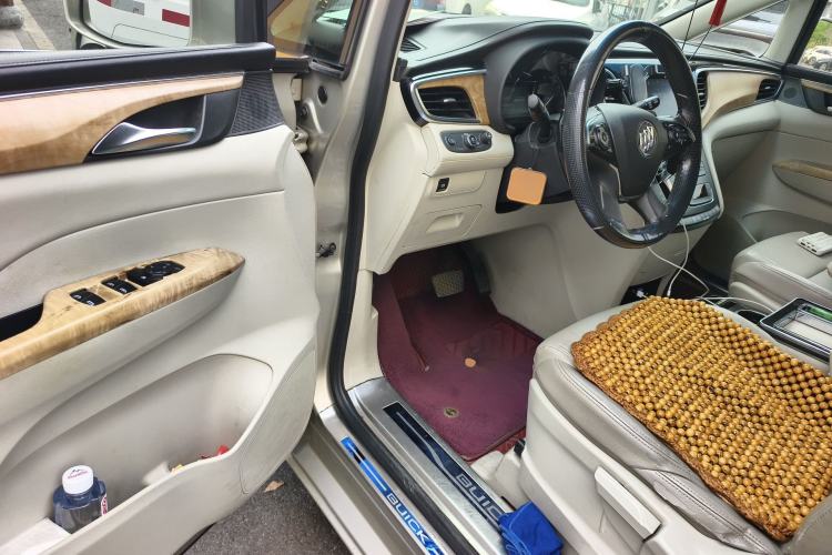 Used Buick GL8 2018 ES 28T Comfort Model China VI Standard