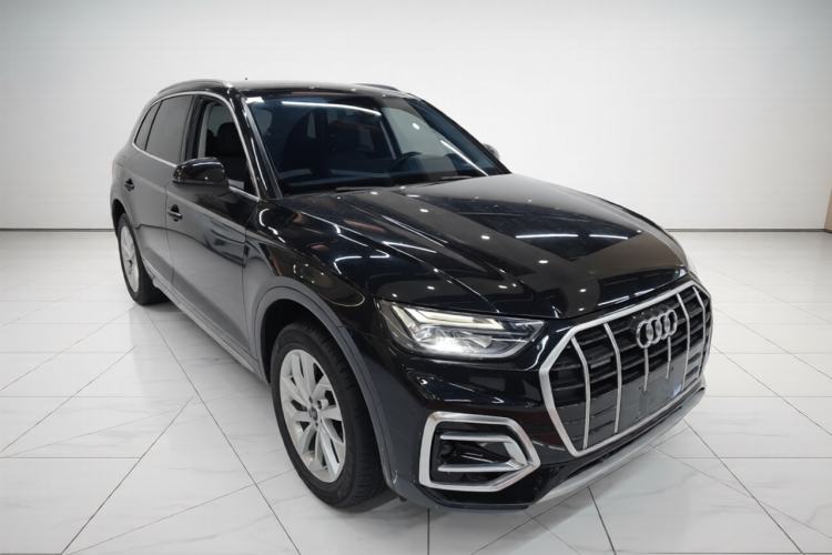 Used Audi Q5L 2023 40T Luxury Elegant Model Exterior 2