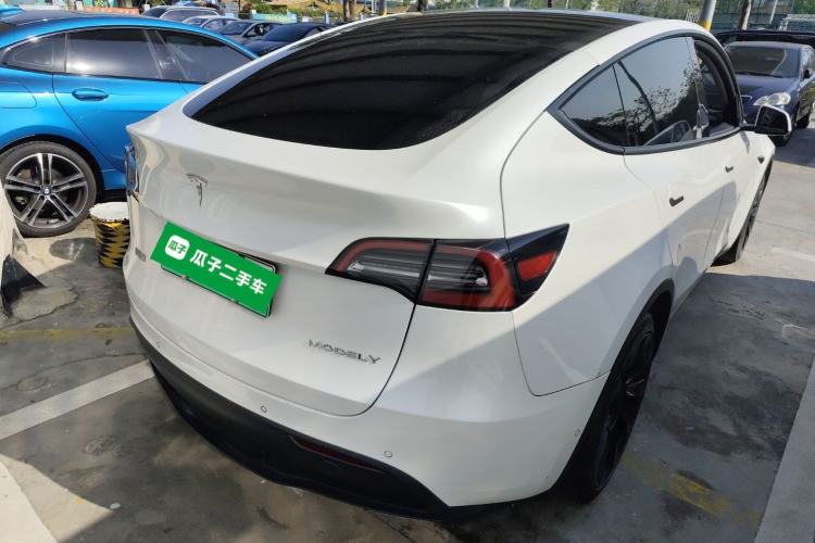 Used Tesla Model Y 2021 Long-Range All-Wheel-Drive Version