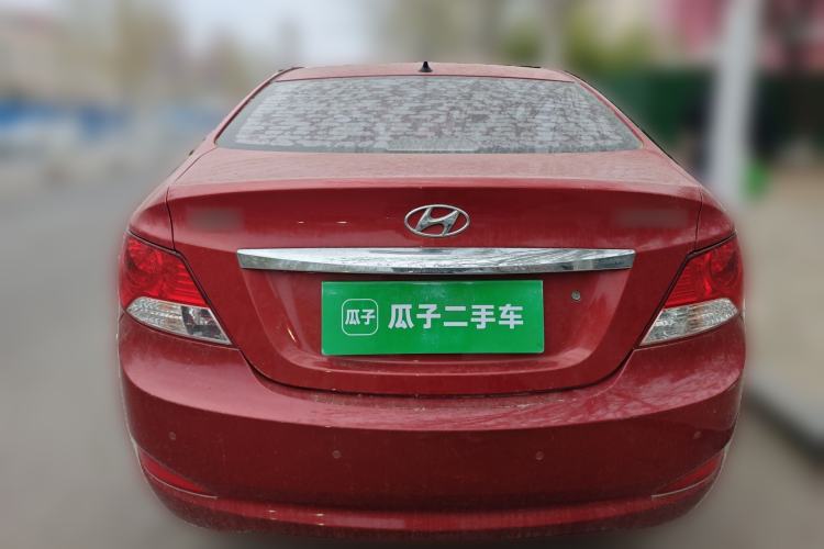 Used Hyundai Verna (older generation) 2010 Sedan 1.4L Manual Comfort GS Rear
