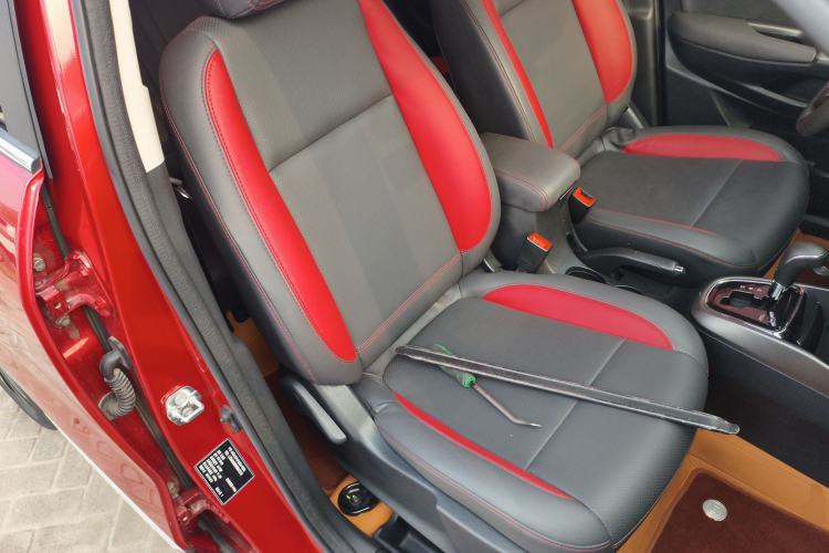 Used CHANGAN CS15 2016 1.5L Automatic Fashion Edition
