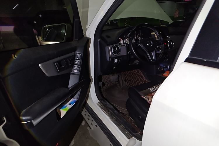 Used Mercedes-Benz GLK-Class 2014 GLK 260 4MATIC Dynamic Model Driver Seat