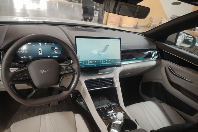 Used BYD Song PLUS New Energy 2025 EV Intelligent Driving Version 520km Premium Model