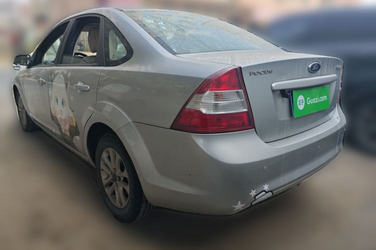 Used Ford Focus 2013 Sedan Classic 1.8L Manual Base Model
