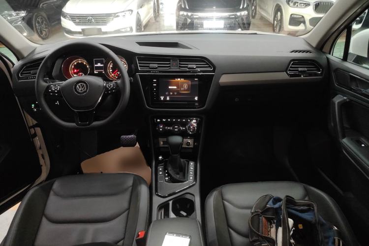 Used Volkswagen Tiguan L 2020 330TSI Automatic Two-Wheel Drive Smart Luxury Edition China VI Standard
