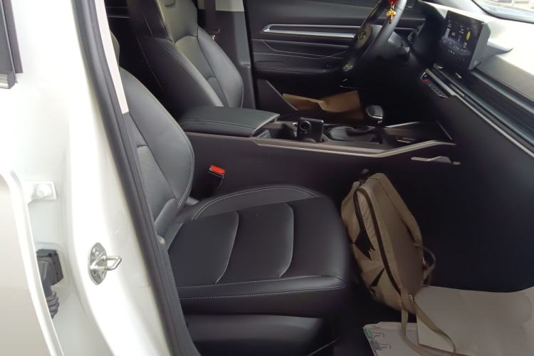 Used Geely Auto Emgrand 2022 4th Generation 1.5L CVT Luxury Model Right Front Seat