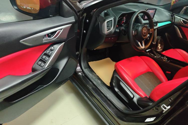 Used Mazda CX-4 2018 2.0L Automatic Two-Wheel Drive Blue Sky Dynamic Version China V Standard