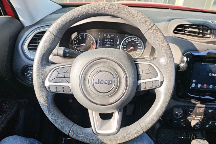 Used Jeep Renegade 2019 220T Automatic Leading Edition