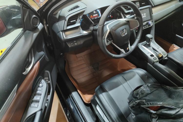 Used Honda Civic 2016 220TURBO CVT Luxury Edition
