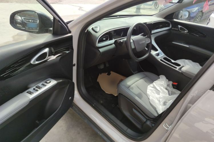 Used Geely Galaxy Geome 2026 Model 410km Carefree Edition Driver Seat