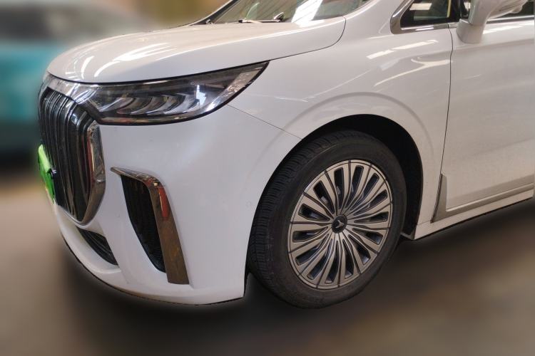 Used VOYAH Dream 2022 0-Emission Edition Dream+ Smart Range Package – 605 km