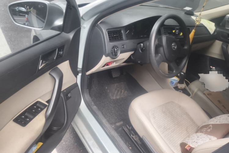 Used Skoda Rapid 2013 1.6L Automatic Smart Selection Model