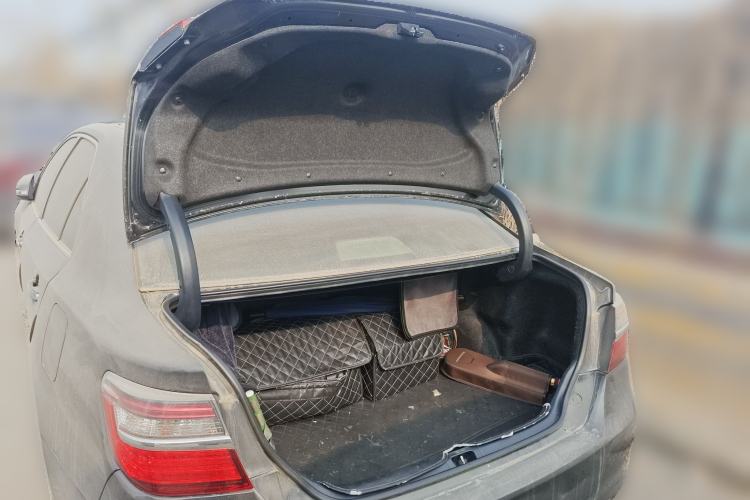 Used Toyota Camry 2016 2.0E 10th Anniversary Elite Edition
