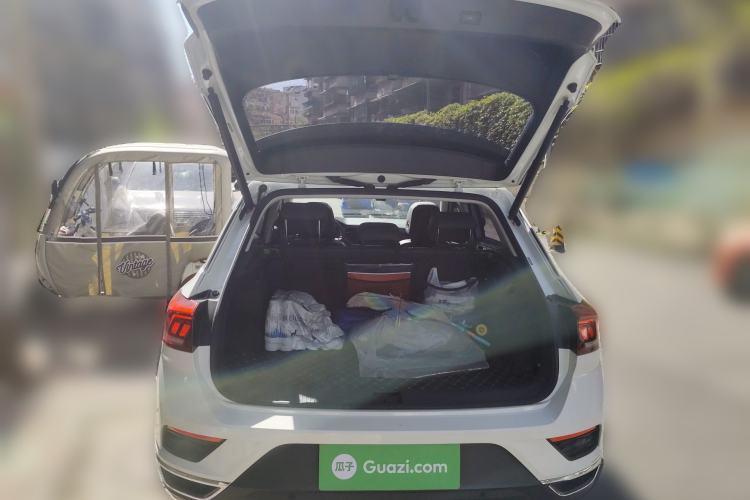 Used Volkswagen T-ROC 2021 280TSI DSG Two-Wheel Drive Comfort Connect Edition Trunk