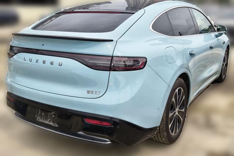 Used Hima Luxeed R7 2025 Range-Extended Version 251 km Max
