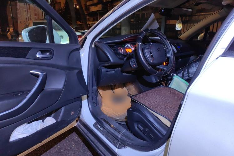 Used Citroen C5 2013 2.3L Automatic Enjoyment Model Driver Seat